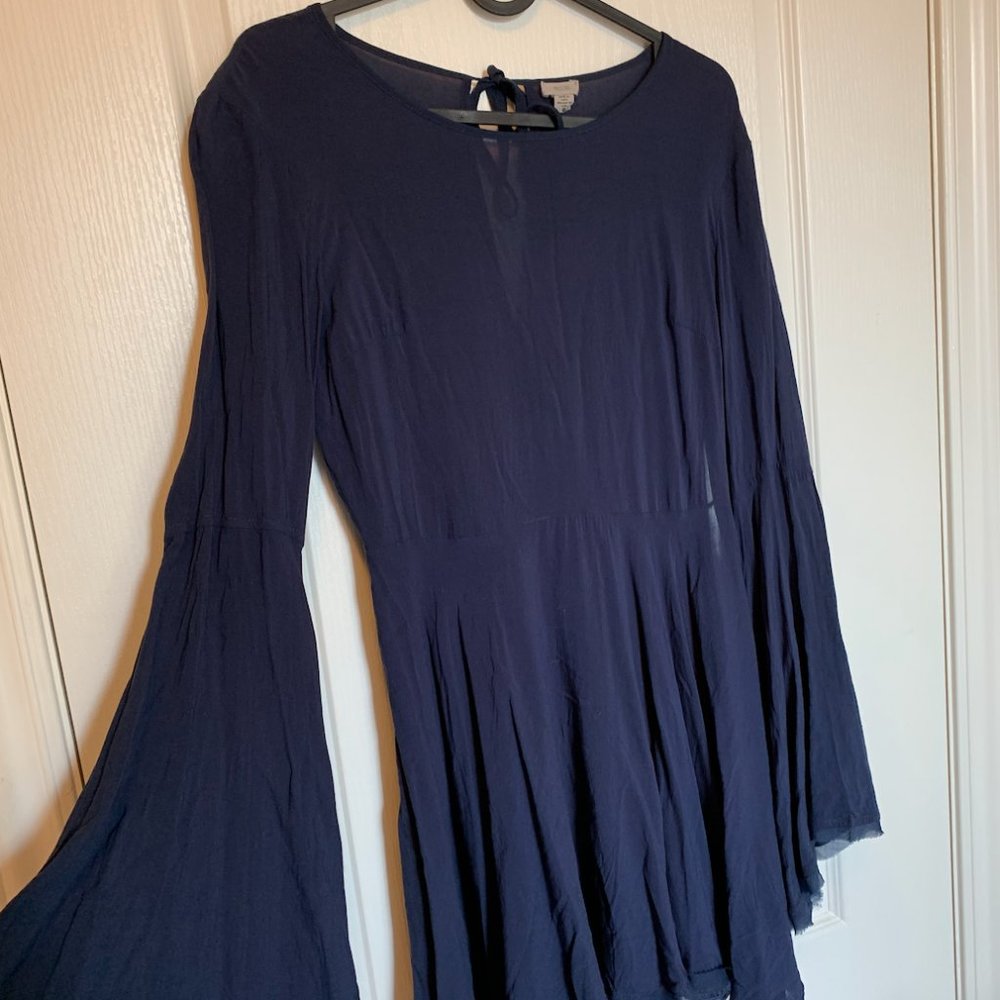 Bell Sleeve Flowy Dress